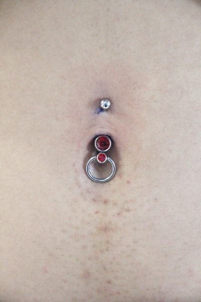 NAVEL(ヘソピアス)