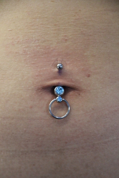 NAVEL（へそピアス）