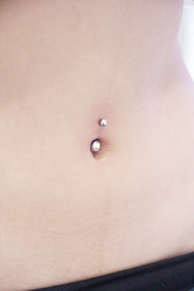 NAVEL(へそピアス)