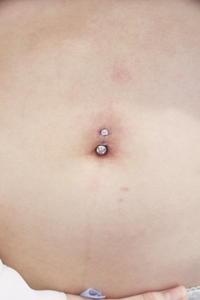 NAVEL(へそピアス)