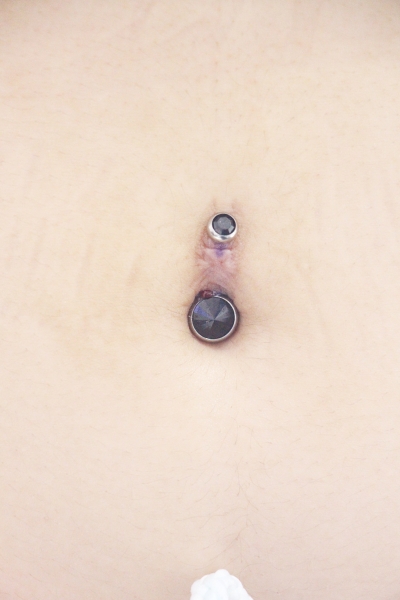 NAVEL(へそピアス)