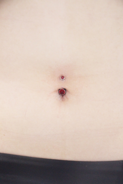 NAVEL(へそピアス)