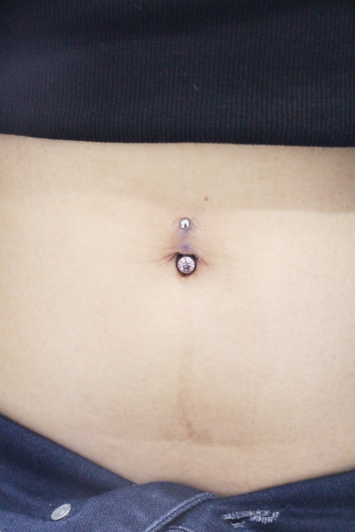 NAVEL (へそピアス)