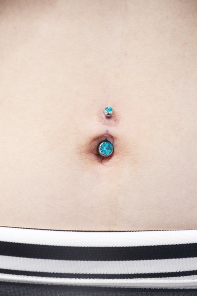 NAVEL (へそピアス)