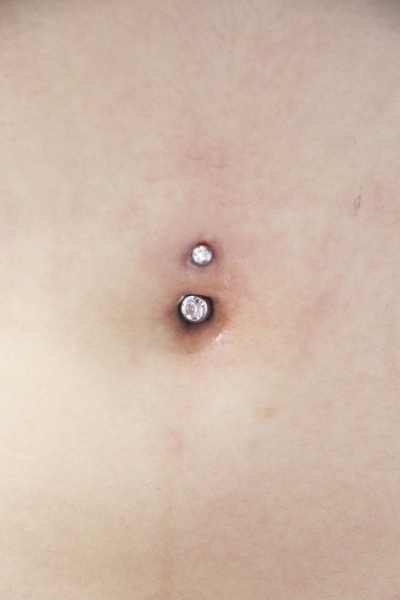 NAVEL (へそピアス)