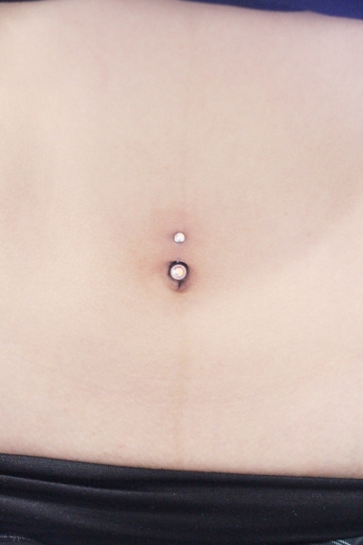 NAVEL (へそピアス)