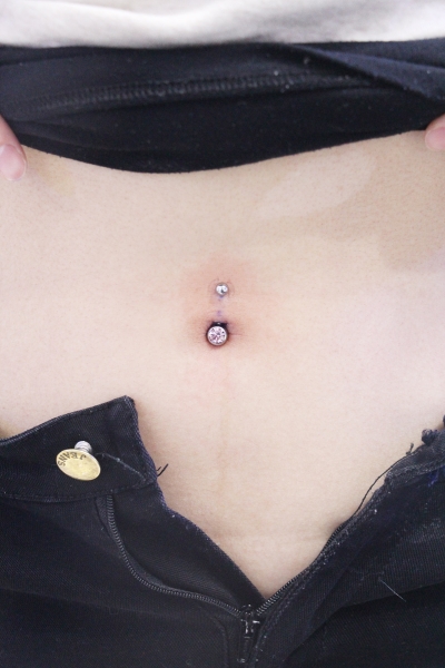 NAVEL (へそピアス)