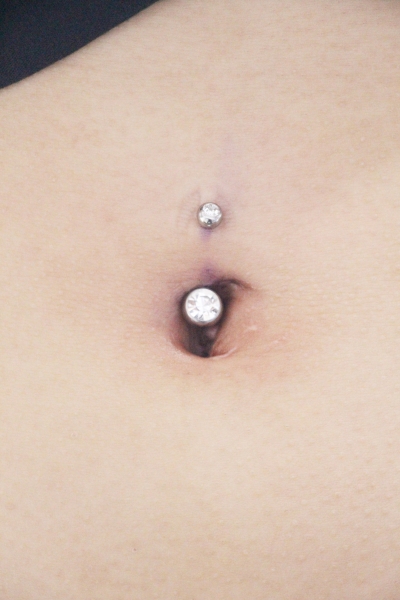 NAVEL (へそピアス)