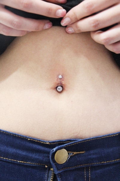 NAVEL (へそピアス)