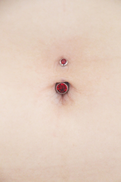 NAVEL (へそピアス)